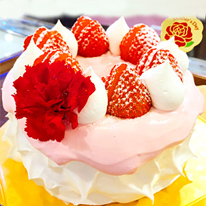 春いちごの紅茶シフォン